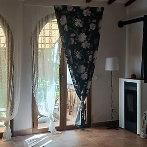  Dom wakacyjny Casetta Di Laura