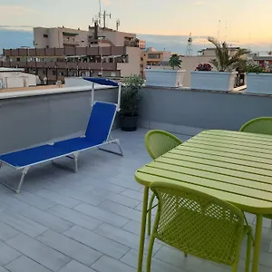  Appartement Attico Con Terrazza A Italië